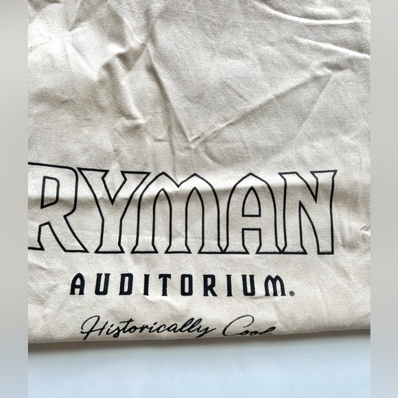 Ryman Auditorium Nashville Musicians Travel Bag - Picture 3 of 9